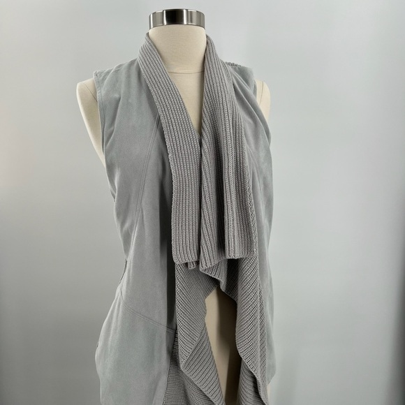 GNW Sleeveless Sweater Ladies Size Small - Picture 3 of 6